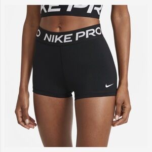 Nike Women's Black Athletic Shorts,Size xs Brand New